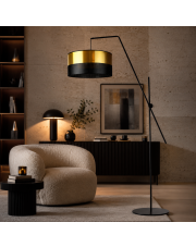 Czarna lampa podłogowa na długim wysięgniku BILBAO GLAM w stylu glamour ze złotymi elementami